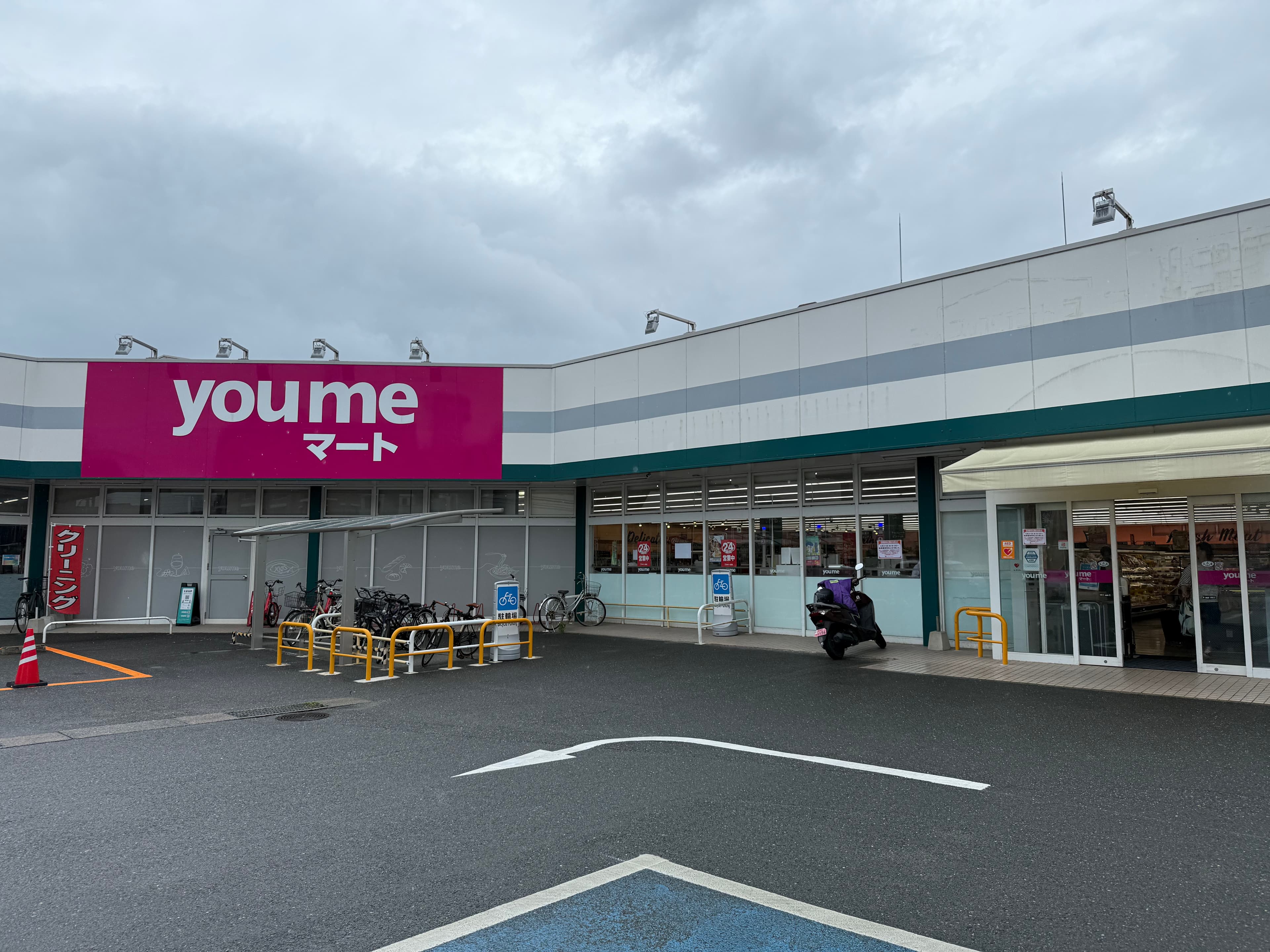 屋外軒先 物販のポップアップストアや販促プロモーションにおすすめな催事イベントスペース1