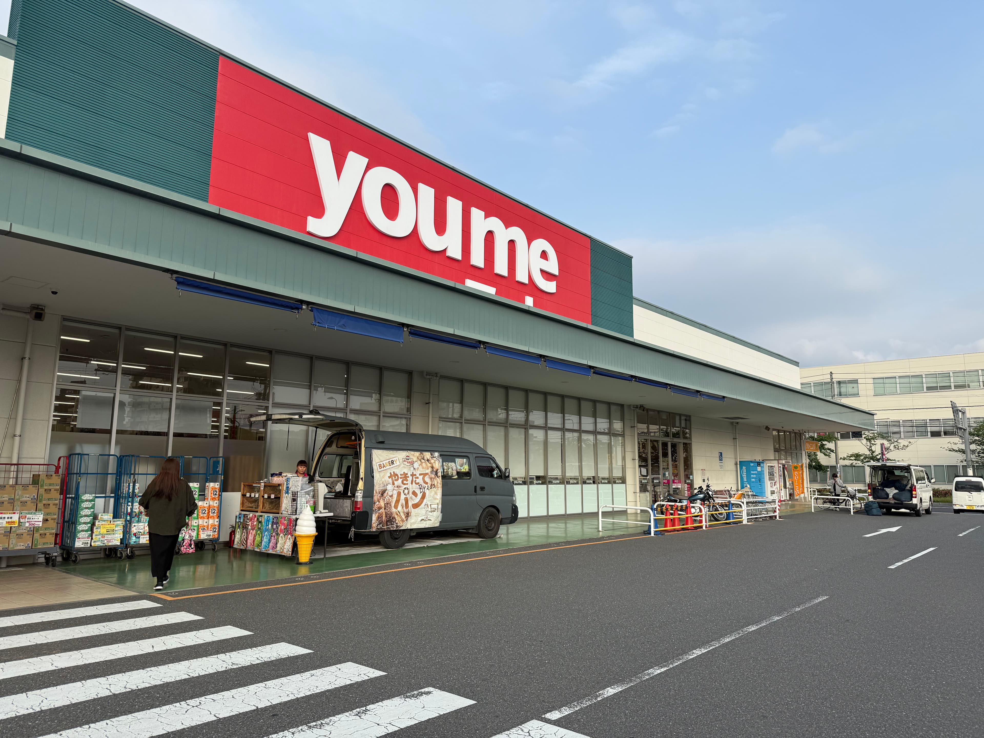 屋外軒先 物販のポップアップストアや販促プロモーションにおすすめな催事イベントスペース1