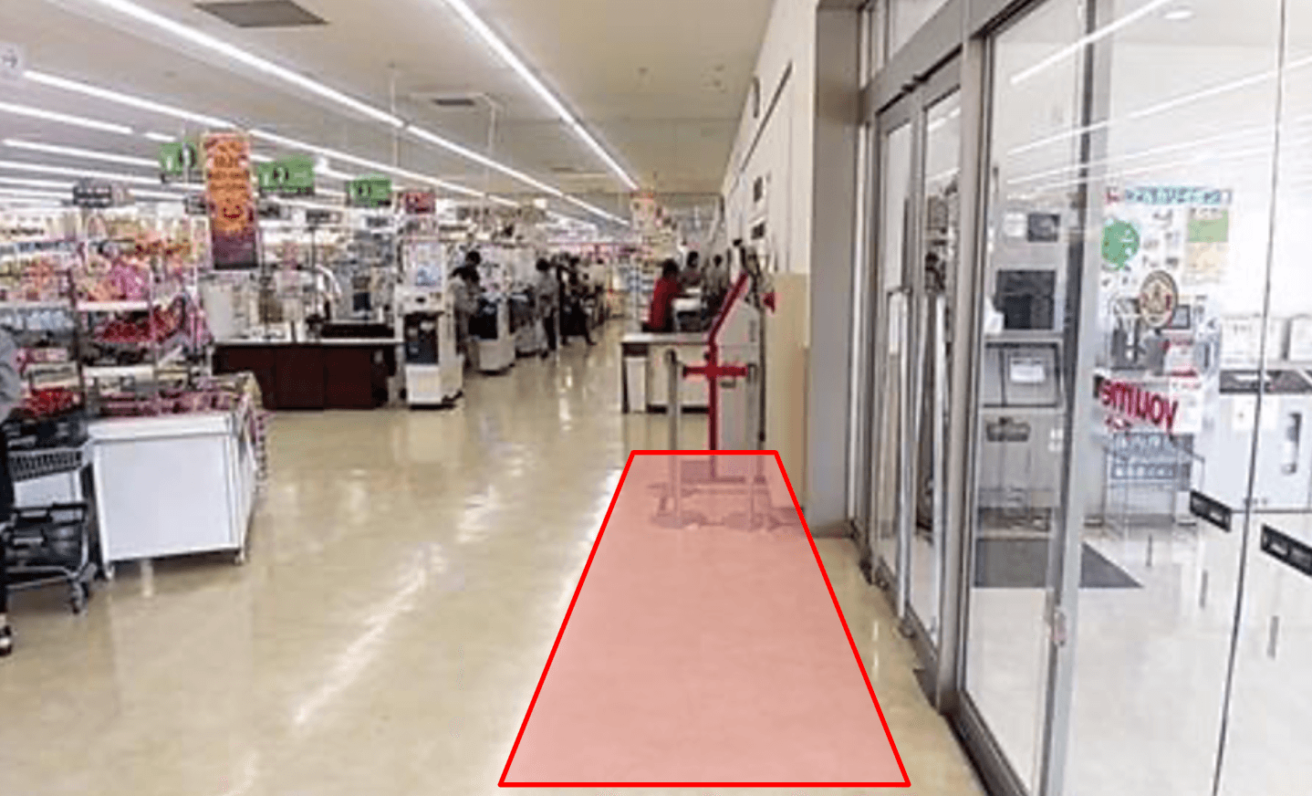 レジ横入口前 物販や販促プロモーションにおすすめな催事イベントスペース1