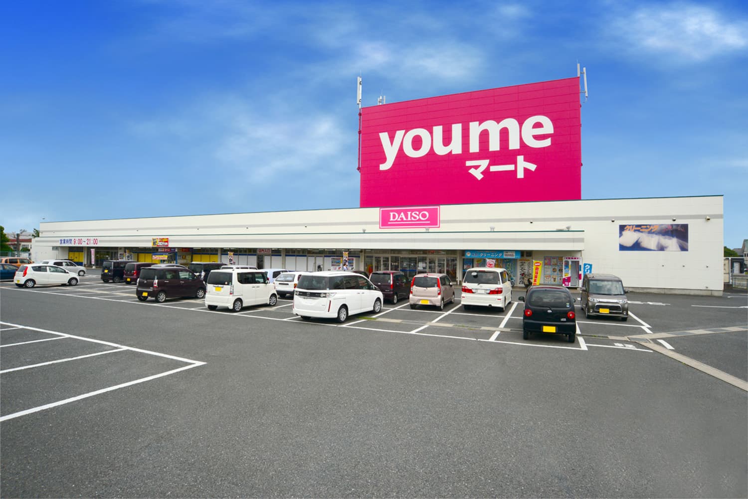 屋外軒先 キッチンカーや販促プロモーションにおすすめな催事イベントスペース2